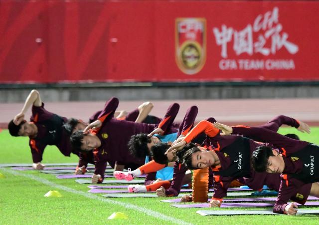 严益唯：国足突击加练有必要 欠练真相与破局之道