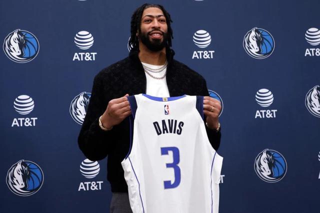 星空体育app官方网站-独行侠经理遭死亡威胁 浓眉：会尽力赢得球迷信任